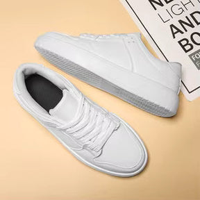Minimalist All-White Casual Sneakers — Comfort and Versatile Style